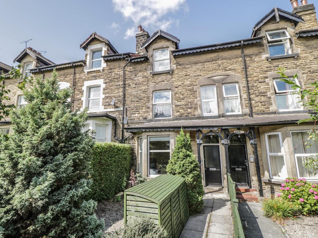 The Garden Flat, Harrogate Accommodation image 1 The Garden Flat, Harrogate image one