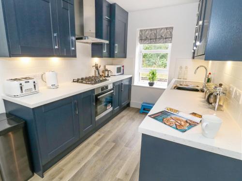 Chuffing Cottage, Keighley Accommodation image 3 Chuffing Cottage, Keighley image three