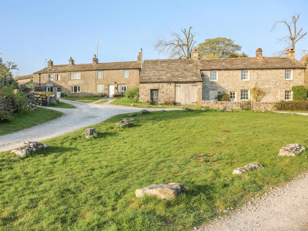Guinea Croft Cottage image one