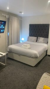 Picture of Dealhouse Apartments 11