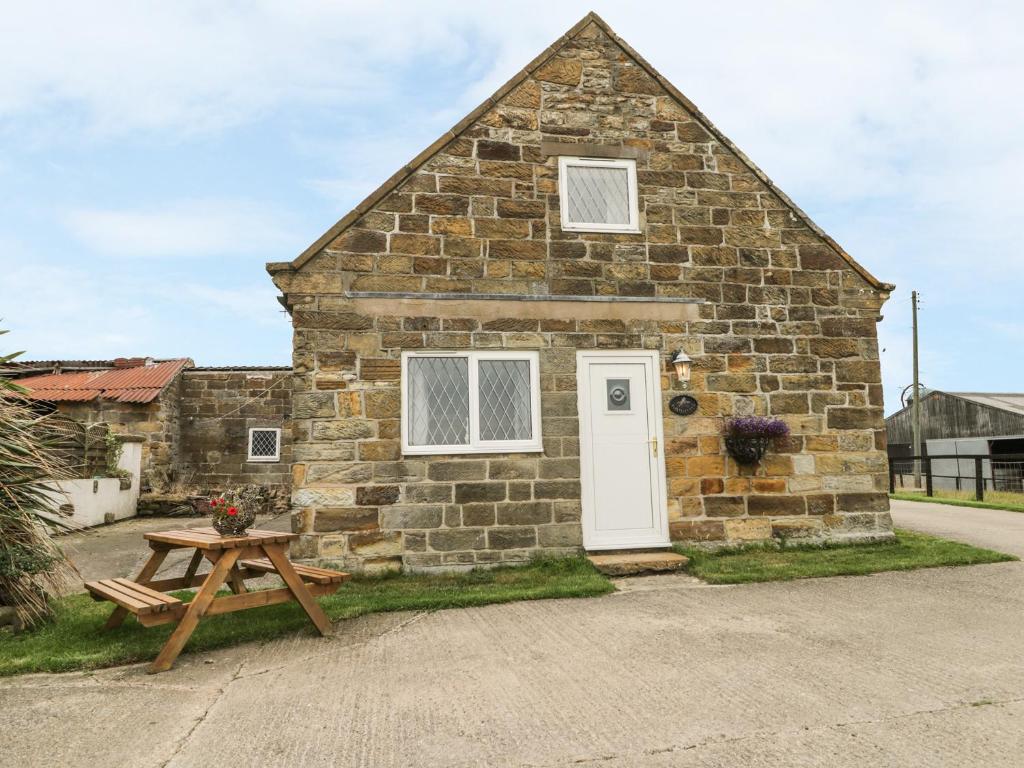 Foxhunter Cottage, Whitby Accommodation image 1 Foxhunter Cottage, Whitby image one