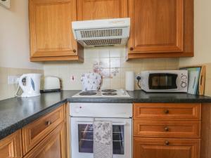 Foxhunter Cottage, Whitby Accommodation image 2 Foxhunter Cottage, Whitby image two