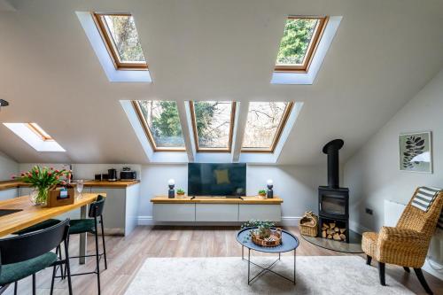Pawson House image three