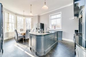 Wakefield Town House Accommodation image 2 a Self Catering in Wakefield