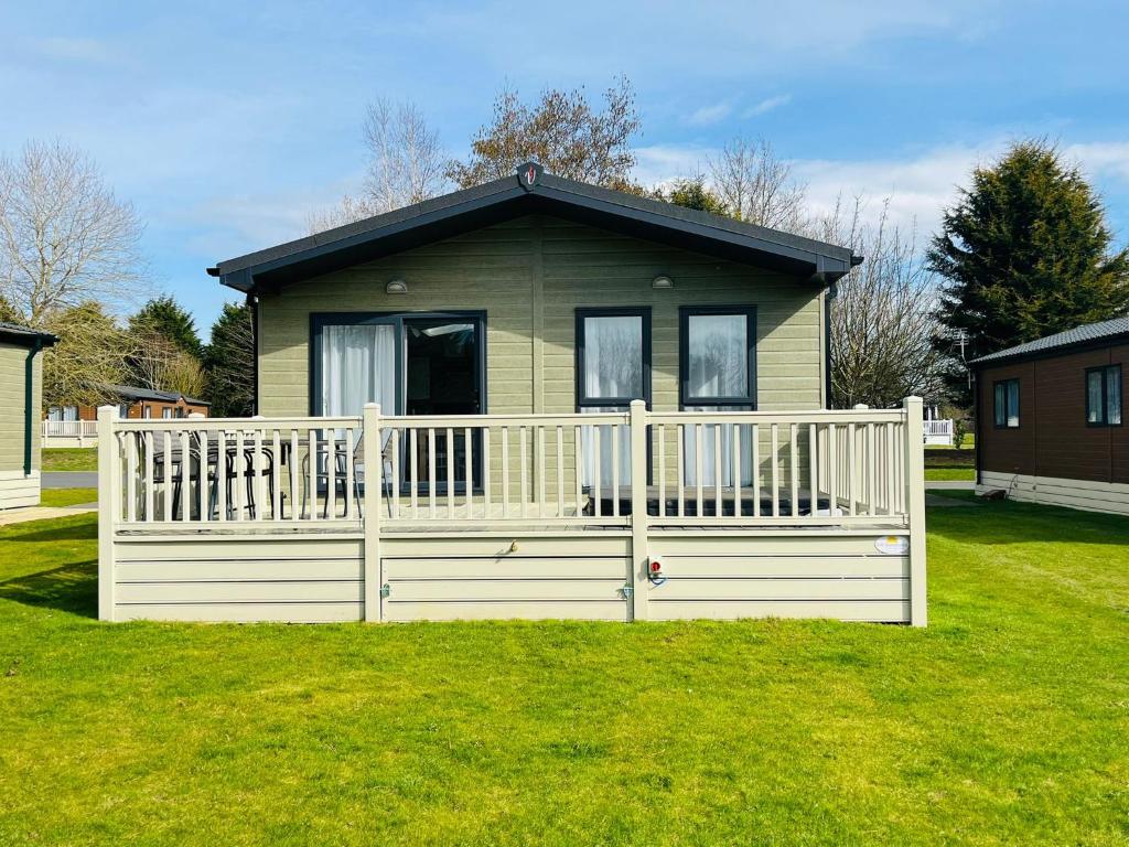 Audley Lodge with Hot Tub image one