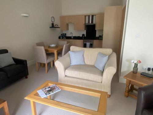 Immaculate 2-Bed Apartment in York City Centre Accommodation image 3 Immaculate 2-Bed Apartment in York City Centre image three