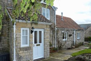 Forge Cottage, Helmsley image two