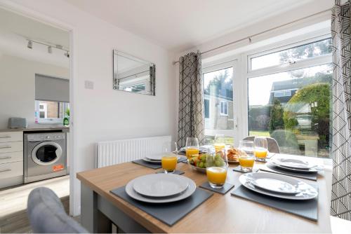 Aberdovey House Accommodation image 3 Aberdovey House image three