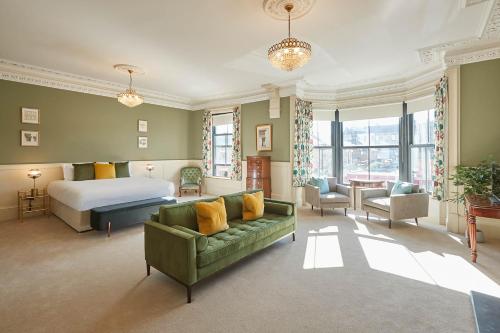 Host & Stay - Milton Street Apartments image three