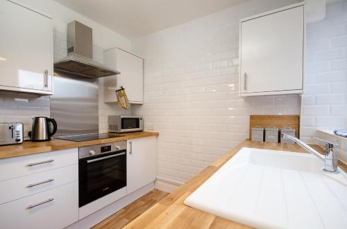 Host & Stay - Beechville Accommodation image 3 Host & Stay - Beechville image three