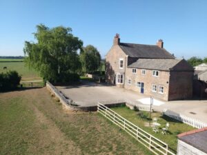 Huddersfield B&Bs Page image 2 Picture of Burton Grange Farmhouse Bed and Breakfast