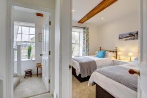 Kist Accommodates - Flax Mill Cottage Accommodation image 2 Kist Accommodates - Flax Mill Cottage image two
