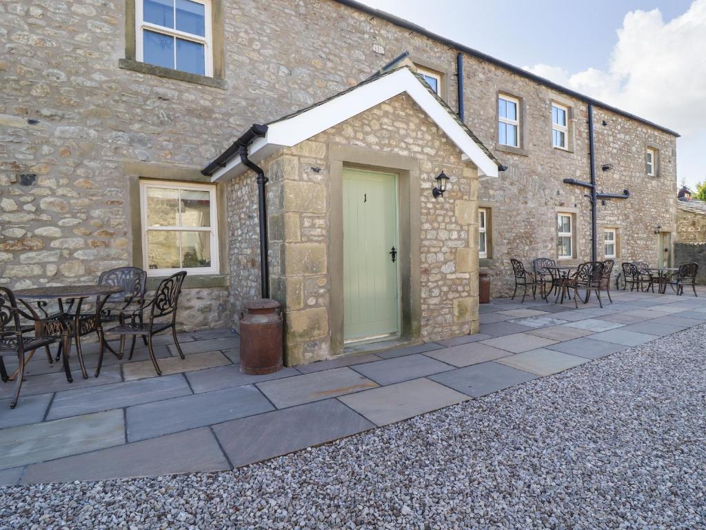 1 Hull House Cottage Accommodation image 1 1 Hull House Cottage image one