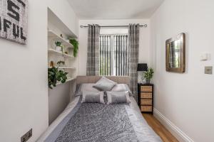 1 Bed Central Garden Apartment Accommodation image 2 1 Bed Central Garden Apartment image two