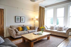 Harrogate House image two