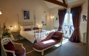 Tourist question: somewhere to stay in York Post image 1 Picture of Franklins Apartments