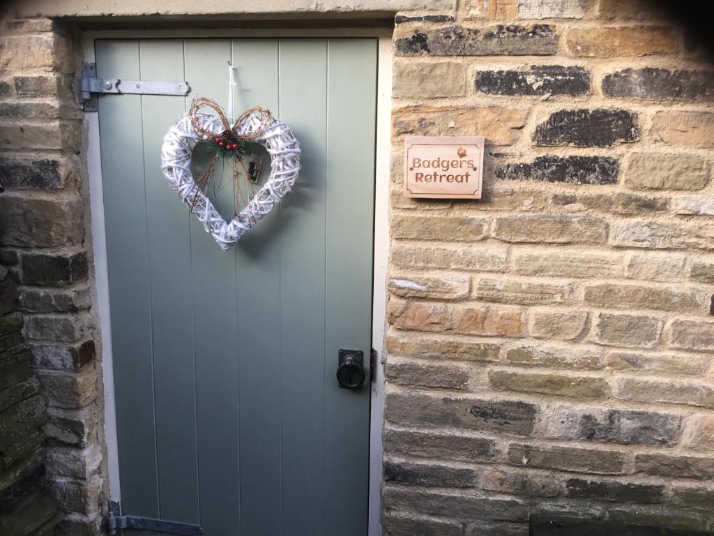 Adorable 1 bedroom guest house with free parking Accommodation image 1 Adorable 1 bedroom guest house with free parking image one