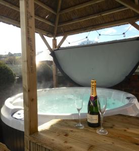 Bank View Farm Holiday Cottages image one