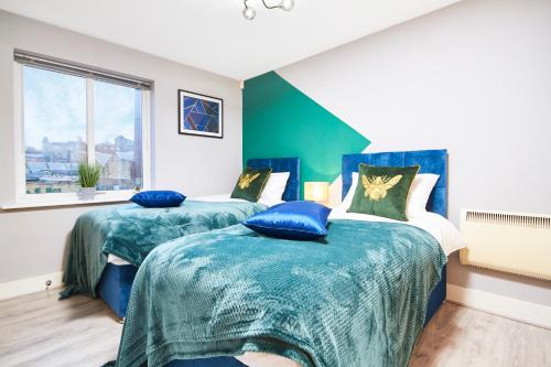 The Stunning Abode - Close to Leeds - Parking Accommodation image 3 The Stunning Abode - Close to Leeds - Parking image three