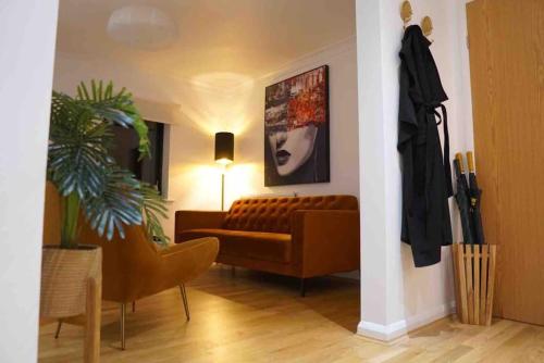 Tower 56 central, stylish & fun Accommodation image 2 Tower 56 central, stylish & fun image two