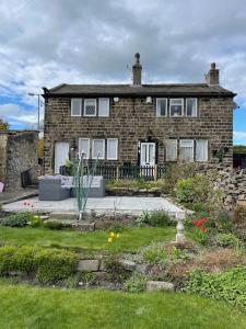 Heather Cottage - 2 Bedroom Home West Yorkshire Accommodation image 1 Heather Cottage - 2 Bedroom Home West Yorkshire image one