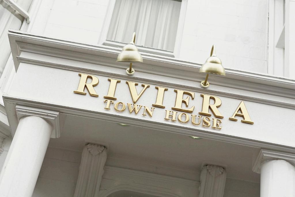 Riviera Town House image one