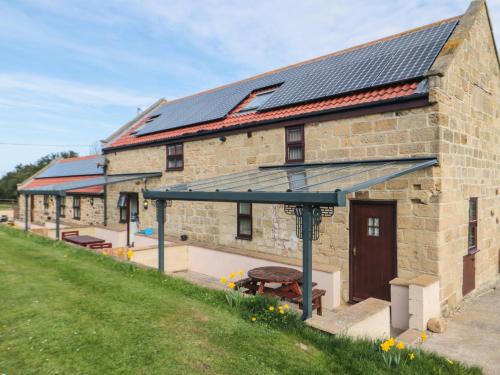 The Granary Cottage, Saltburn-by-the-Sea Accommodation image 3 The Granary Cottage, Saltburn-by-the-Sea image three