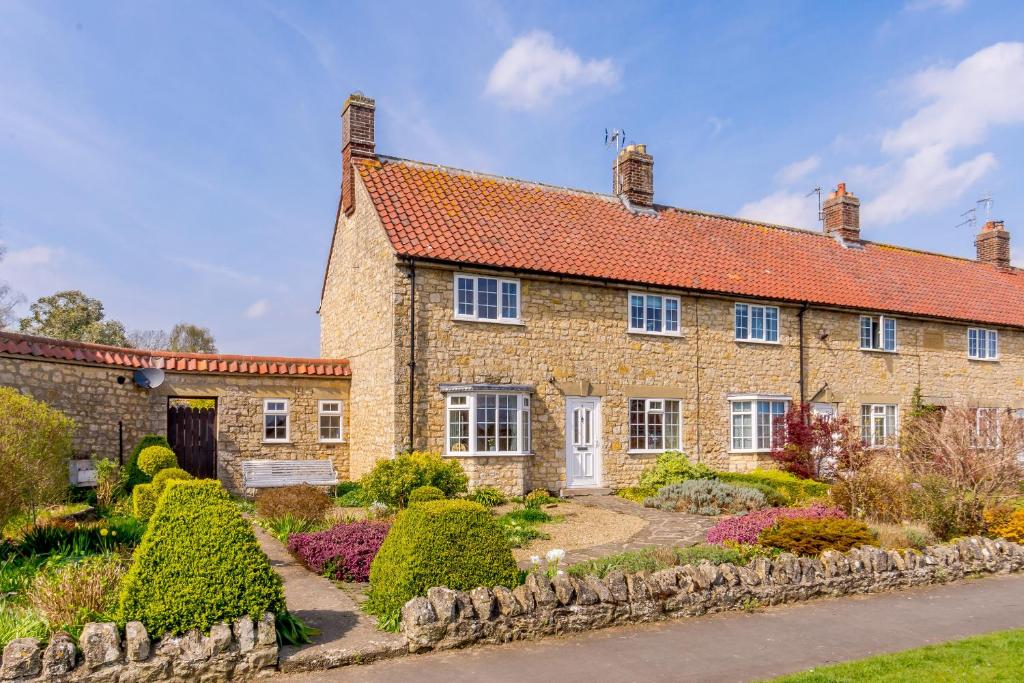 Ivy Cottage Accommodation image 1 Ivy Cottage image one