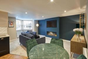 Host & Stay - harperbythesea Accommodation image 2 Host & Stay - harperbythesea image two