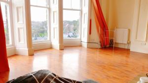 Full nature views Whitby dancinglivingroom French flat Accommodation image 2 Full nature views Whitby dancinglivingroom French flat image two