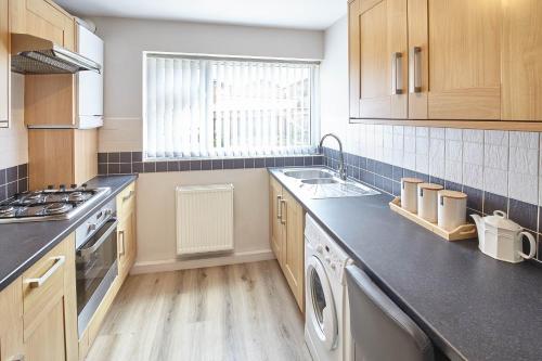Host & Stay - Sandling Court image three