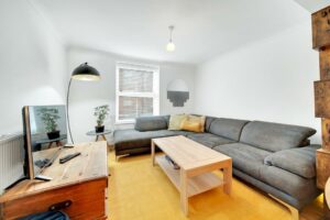 Beverley Page image 3 Picture of Pass the Keys Well Located 3 bed Town House with Free Parking