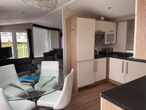 Northfield 37 Accommodation image 3 Northfield 37 image three