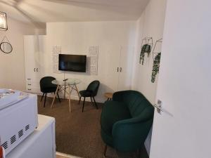 Sea side flat 5 with fast WIFI and free PARKING Accommodation image 2 Sea side flat 5 with fast WIFI and free PARKING image two