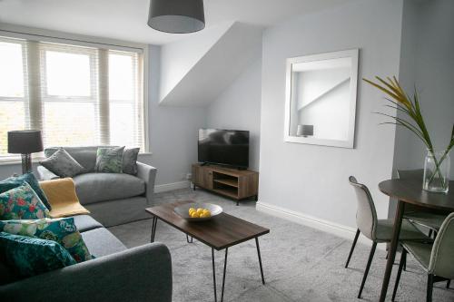 Harlow Apartment 3 Accommodation image 3 Harlow Apartment 3 image three