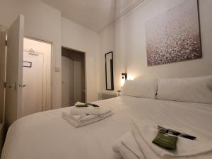 Sea side flat 3 with fast WiFi and free PARKING Accommodation image 2 Sea side flat 3 with fast WiFi and free PARKING image two