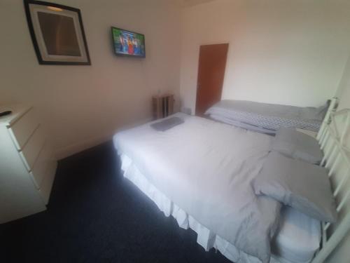 Adam letting(s) Accommodation image 3 Adam letting(s) image three