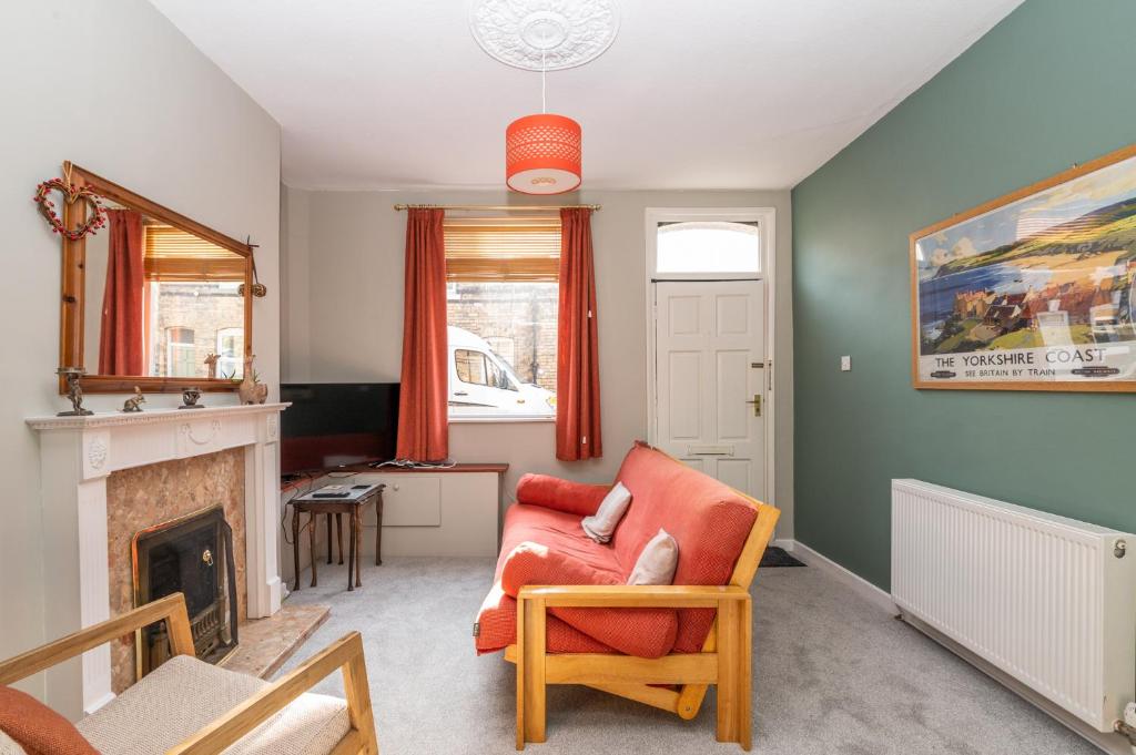 Cosy Home 5 minute walk to Monkbar and Bar Walls! Accommodation image 1 Cosy Home 5 minute walk to Monkbar and Bar Walls! image one