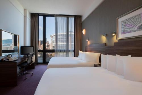 Jurys Inn Leeds Accommodation image 3 Jurys Inn Leeds image three