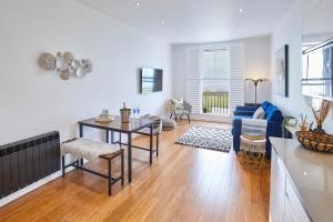 Host & Stay - Saltwater Suite Accommodation image 2 Host & Stay - Saltwater Suite image two