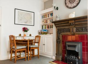 Thisledo Holiday Cottage, Woodman Terrace, Skipton - Pet Friendly Accommodation image 2 Thisledo Holiday Cottage, Woodman Terrace, Skipton - Pet Friendly image two