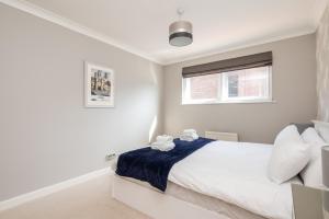 Pass the Keys Modern, Smart and Central located on Coppergate Walk Accommodation image 2 Pass the Keys Modern, Smart and Central located on Coppergate Walk image two