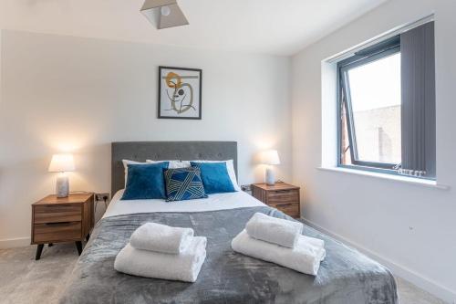 Modern and Stylish 2 Bedroom York Apartment Accommodation image 3 Modern and Stylish 2 Bedroom York Apartment image three