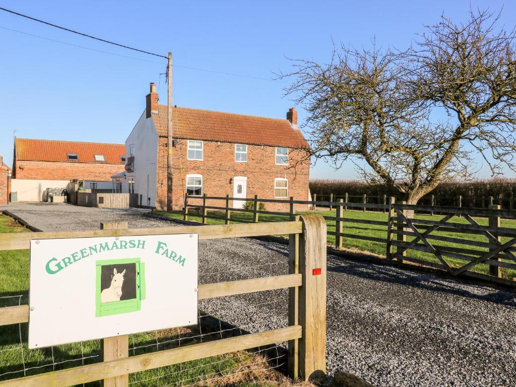 Green Marsh Farm image one