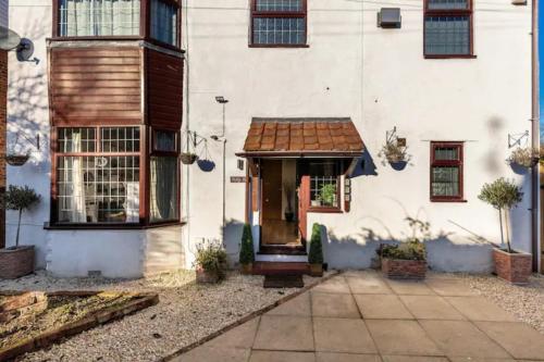 Camaraderie Guest House image three