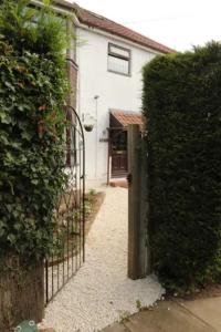 Camaraderie Guest House image two