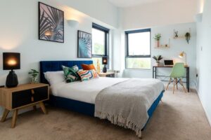 Holiday Apartments In Leeds Page image 55 Picture of Stylish 2 Bed city centre apartment