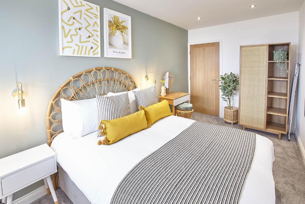 Host & Stay - Sandcastles Apartment Accommodation image 1 Host & Stay - Sandcastles Apartment image one