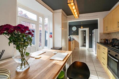 Stunning Victorian House Accommodation image 3 Stunning Victorian House image three