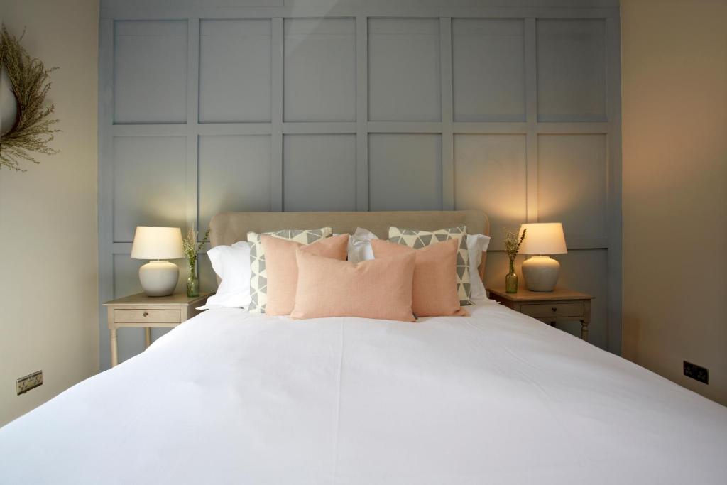 The Bishy by Chateau Anna, York city centre & free parking Accommodation image 1 The Bishy by Chateau Anna, York city centre & free parking image one